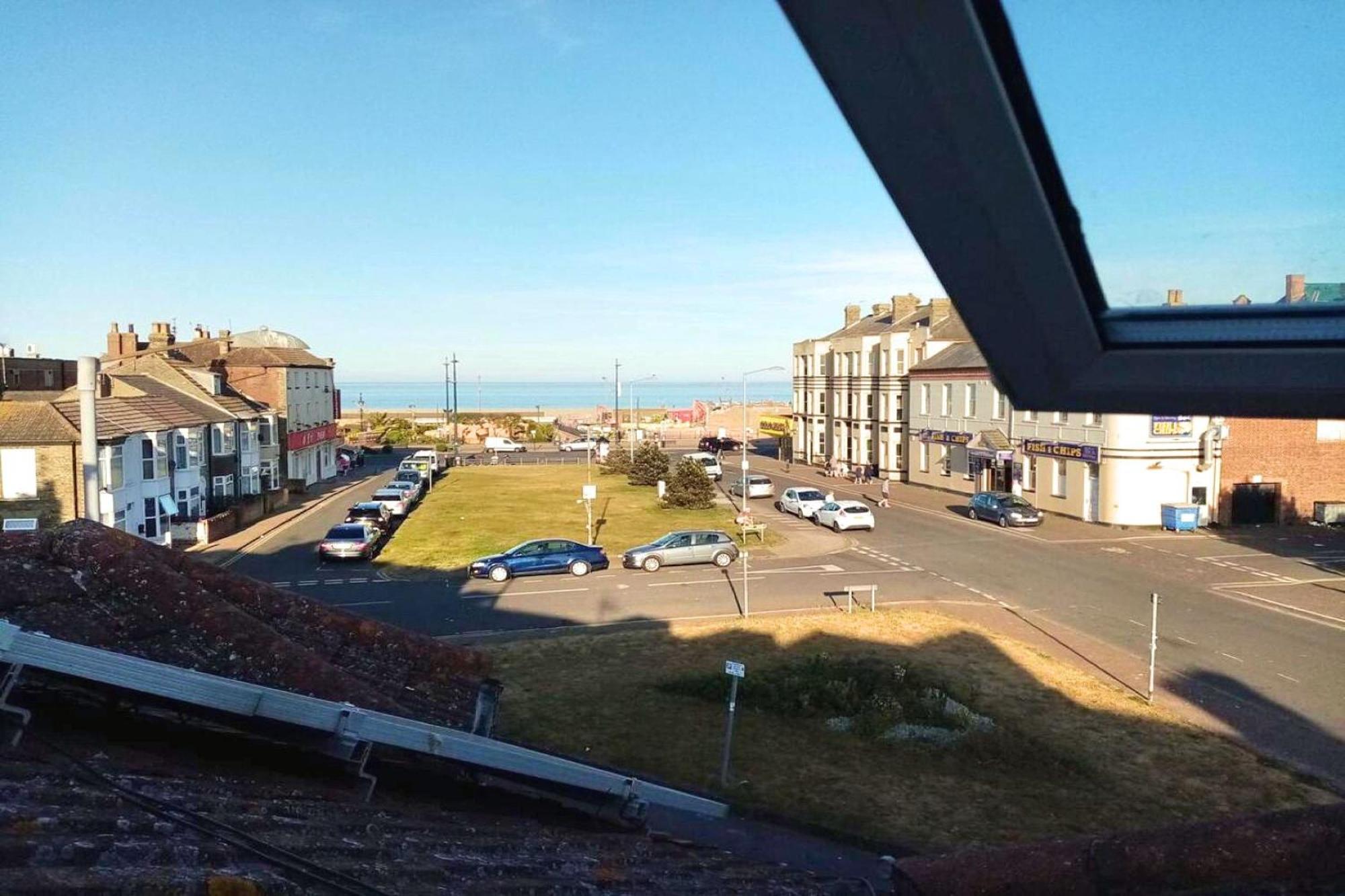 Fjaerland Hotel Great Yarmouth Exterior foto